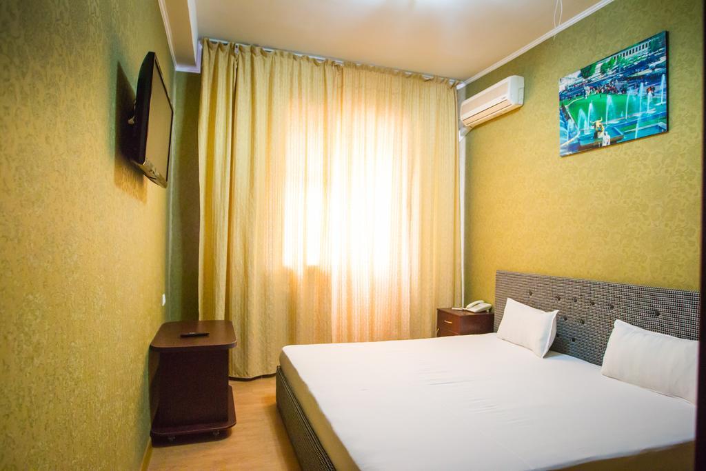 Diar Hotel Atyraū Habitación foto
