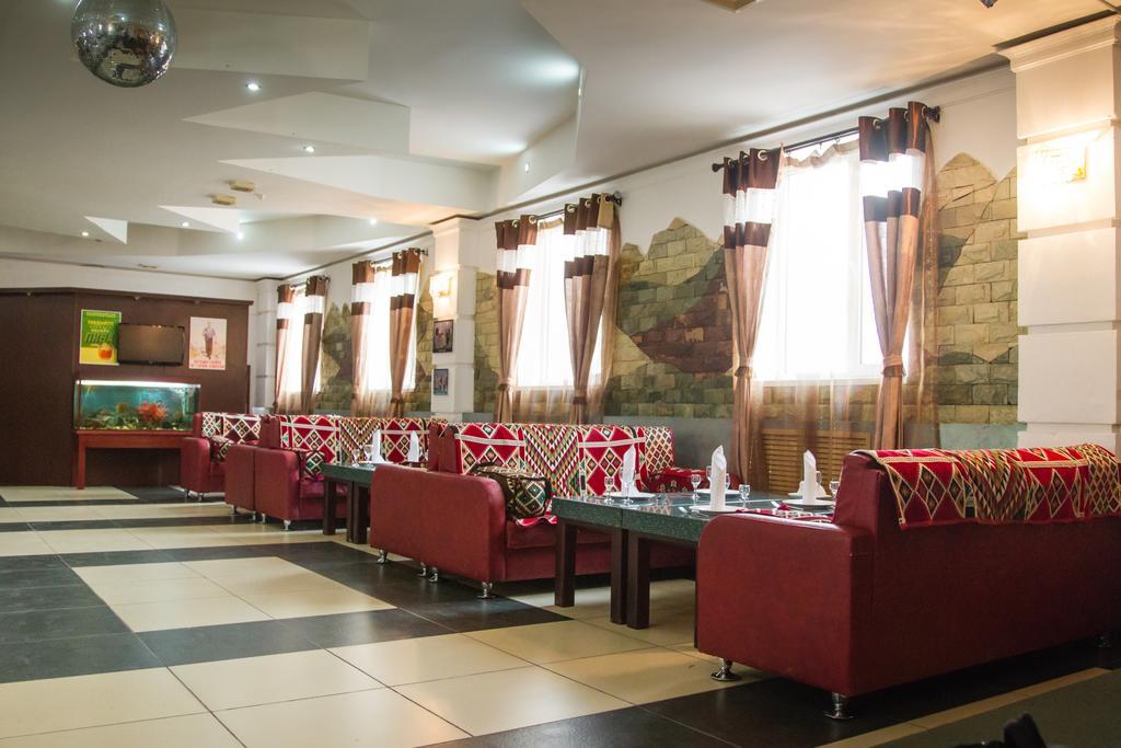 Diar Hotel Atyraū Exterior foto