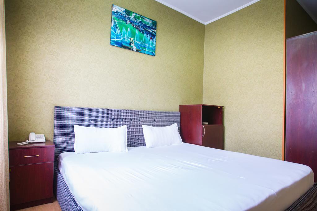 Diar Hotel Atyraū Habitación foto